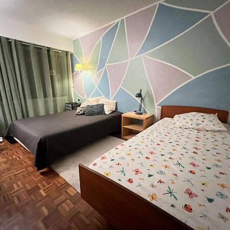 Grand Appartement Avec Balcon Et Parking Gratuit Sur Place ปารีส ภายนอก รูปภาพ